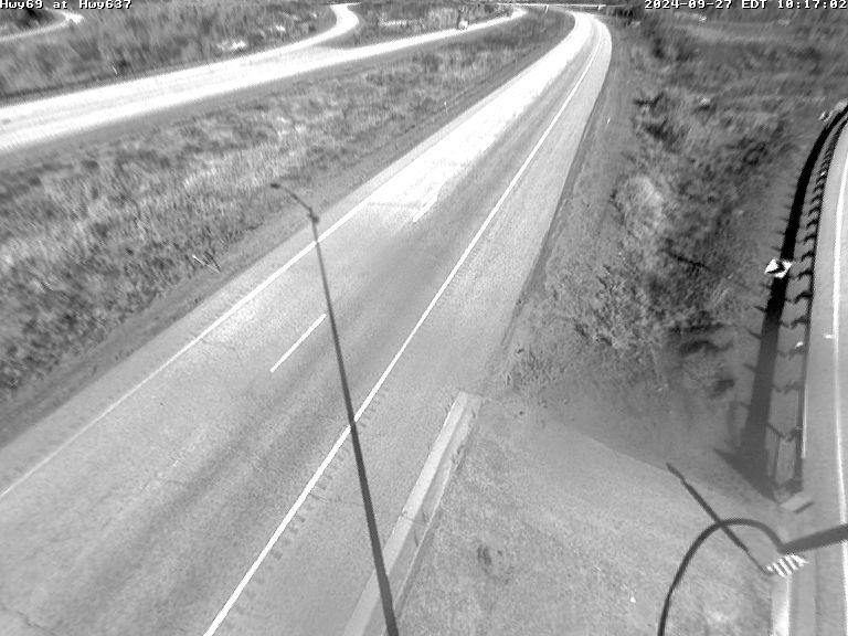 Traffic Cam Unorganized North Sudbury: Highway 69 at Highway 637