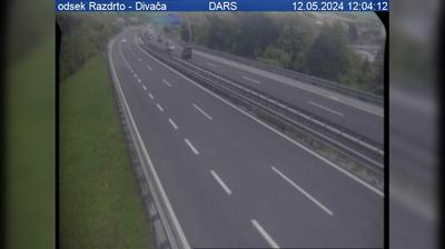 Zadnja slika ob 12h: Avtocesta Ljubljana - Koper, izvoz Razdrto