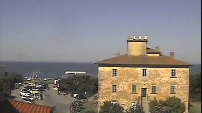 Current or last view from Marina di Bibbona: Forte di Bibbona