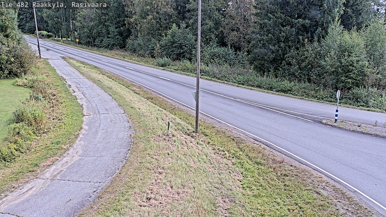Traffic Cam Raakkyla: Tie 482 Rääkkylä, Rasivaara - Tie 484 Hammaslahteen