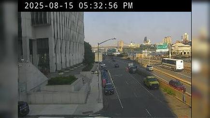 Traffic Cam New York: South Street @ Broad Street