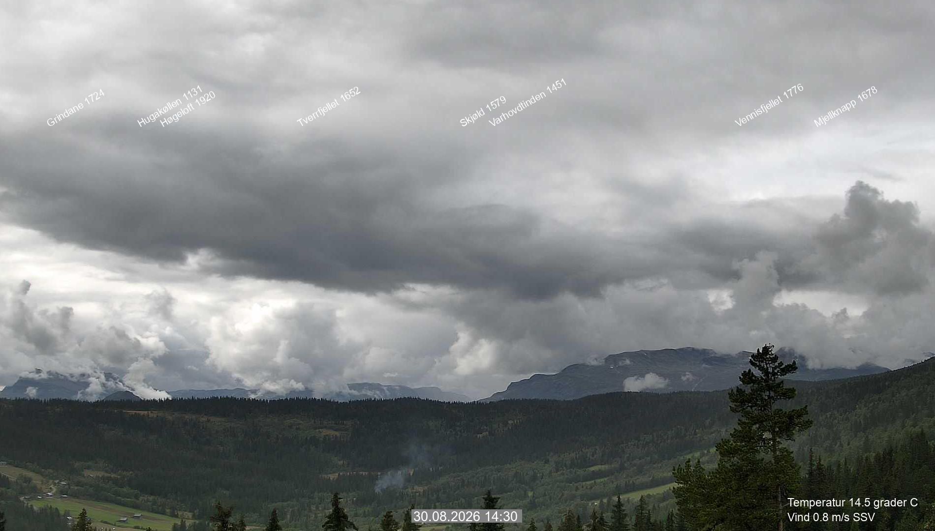 Traffic Cam Beitostolen › West: Vennisfjellet