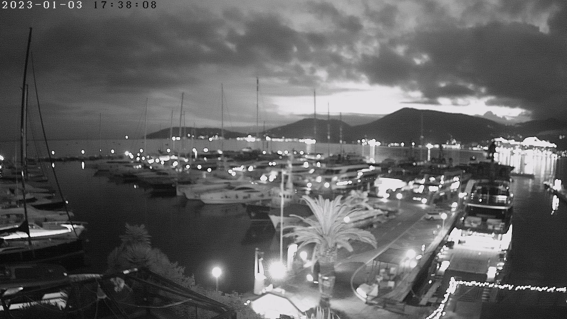Webcam Liguria - La Spezia, porto Lotti