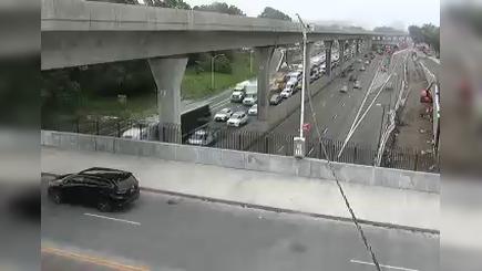 Traffic Cam New York › South: I-678 at Btwn. 115th Ave. & 116th Ave