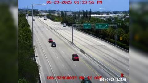 Traffic Cam Opa-locka: 106) SR-924 at NW 42nd Ave