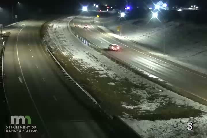 Traffic Cam Zumbrota: T.H.52 NB @ T.H.60 WB (MP 75.9)