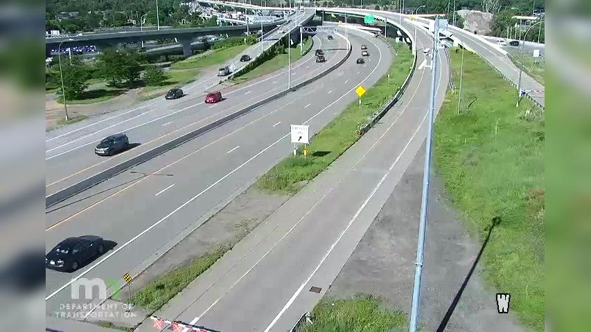 Traffic Cam Minneapolis: I-394 WB @ I-94