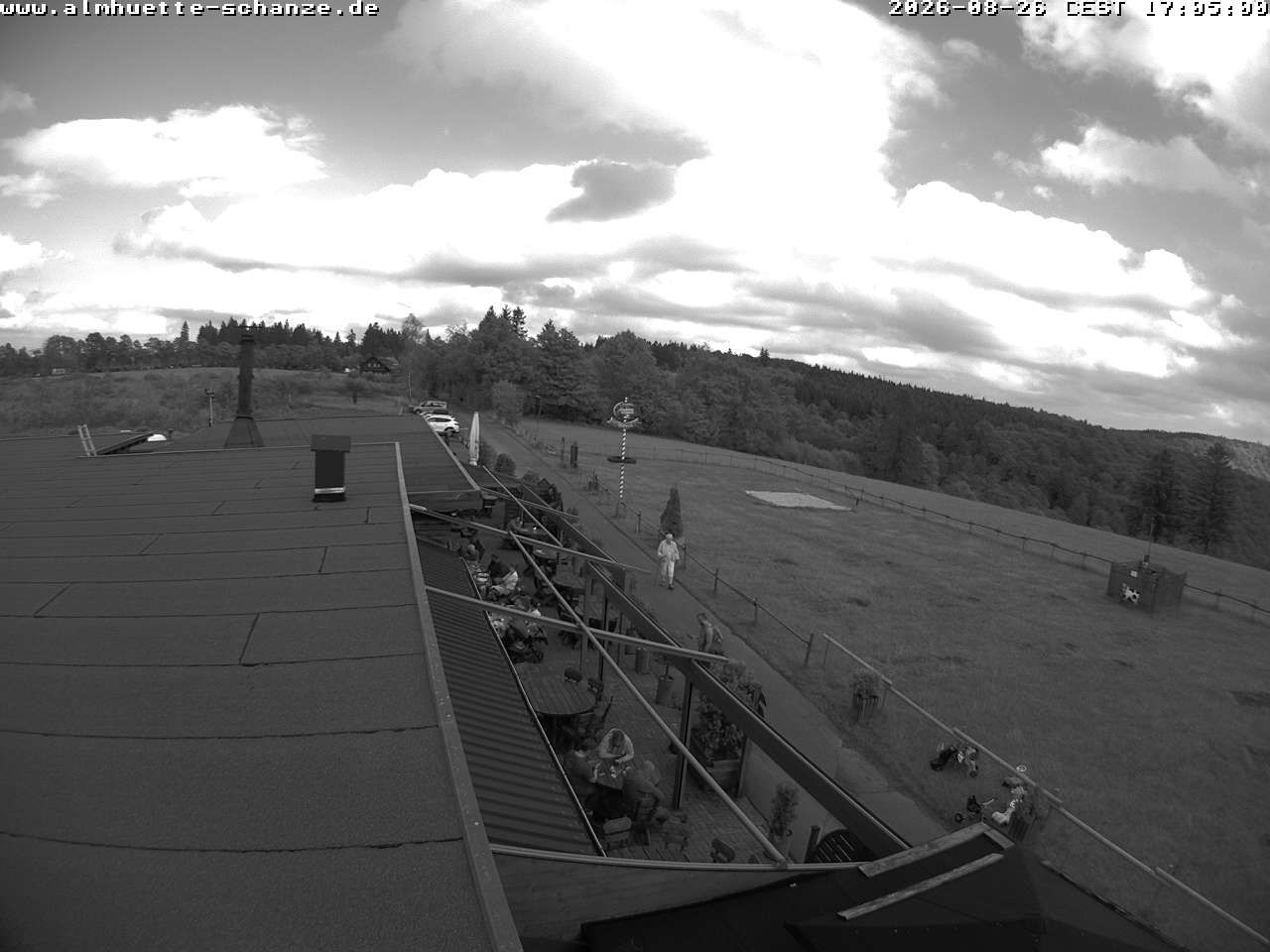 Traffic Cam Schmallenberg › South-East: Almhütte Schanze