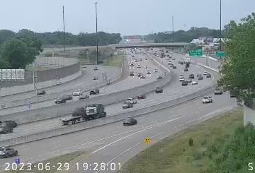 Traffic Cam Lawrence: I-465: 1-465-039-8-1 E 56TH ST