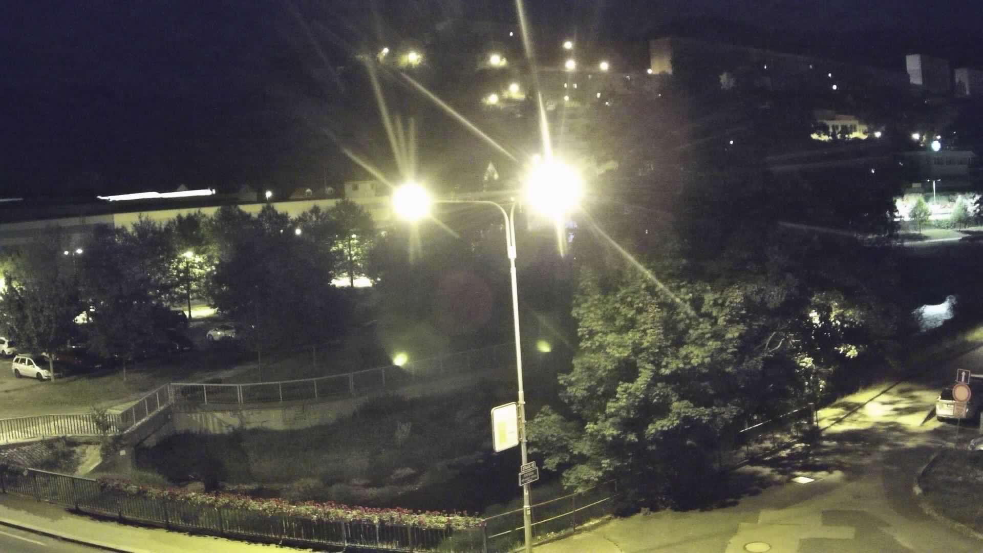 Traffic Cam Adamov › West