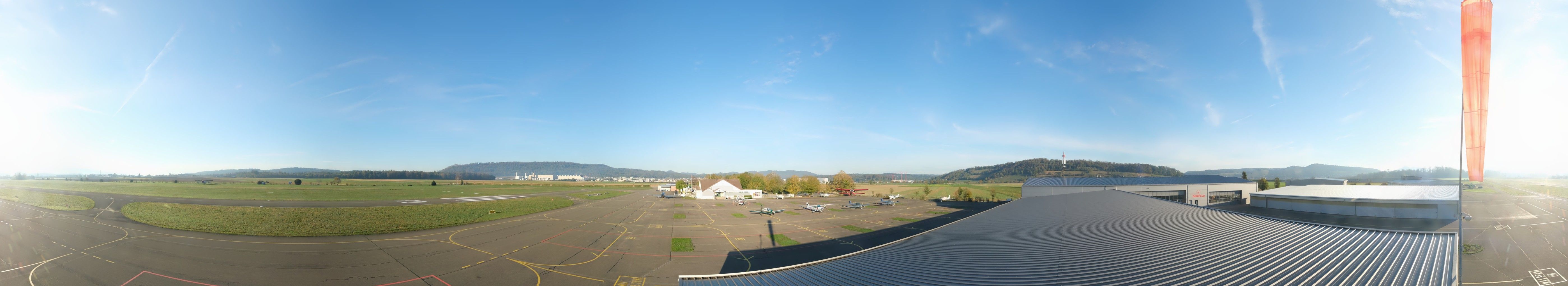 Lupfig: Holderhof: Flugplatz Birrfeld