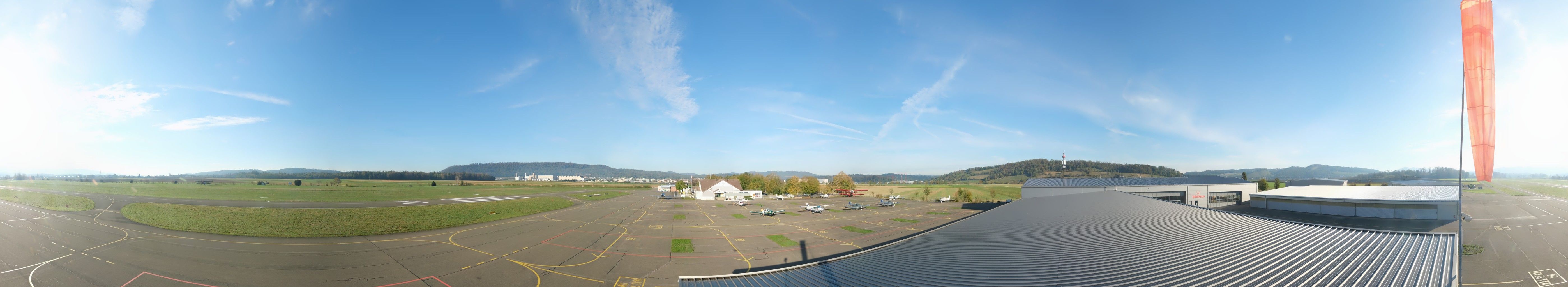 Lupfig: Holderhof: Flugplatz Birrfeld