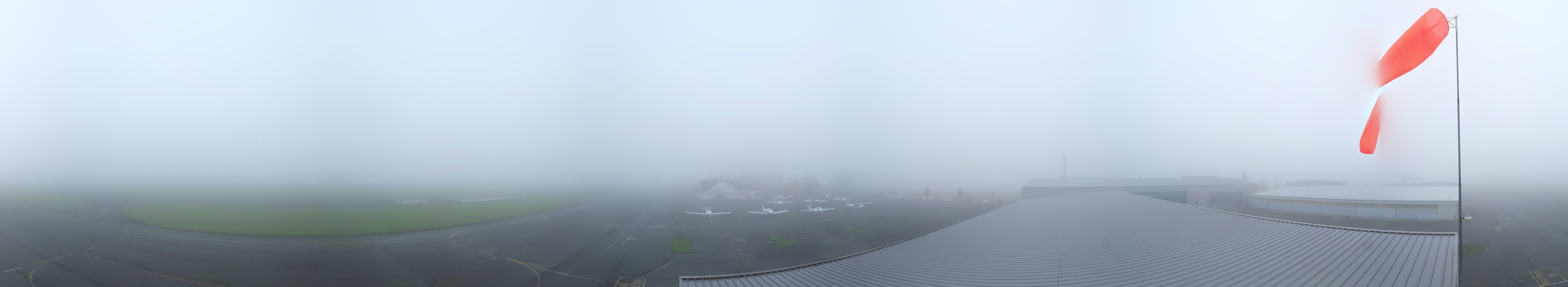 Holderhof: Flugplatz Birrfeld