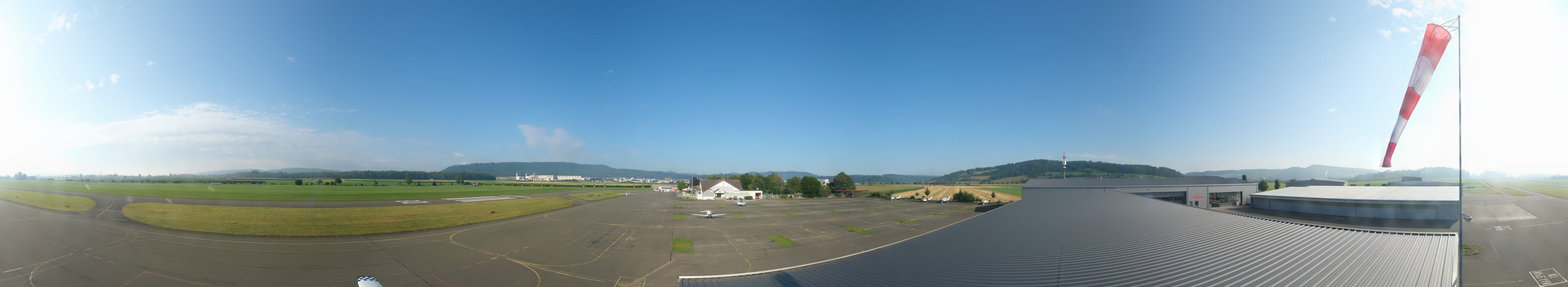 Holderhof: Flugplatz Birrfeld