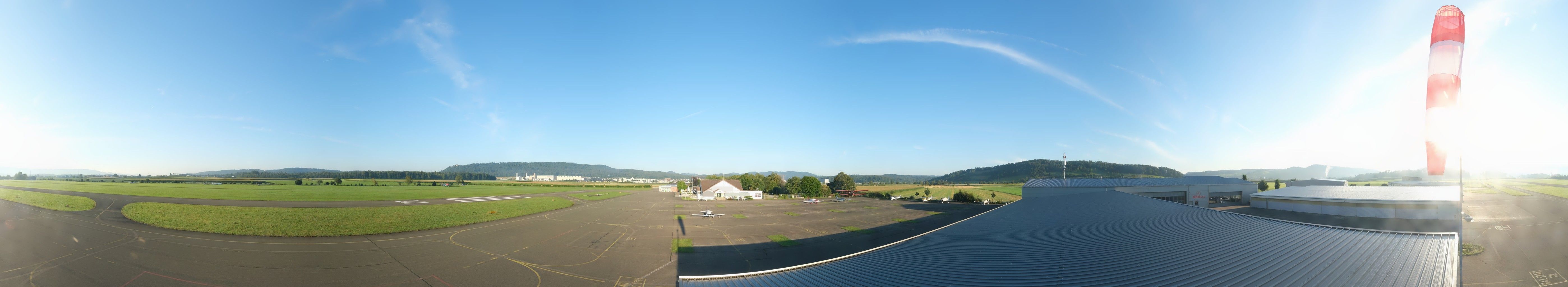 Holderhof: Flugplatz Birrfeld