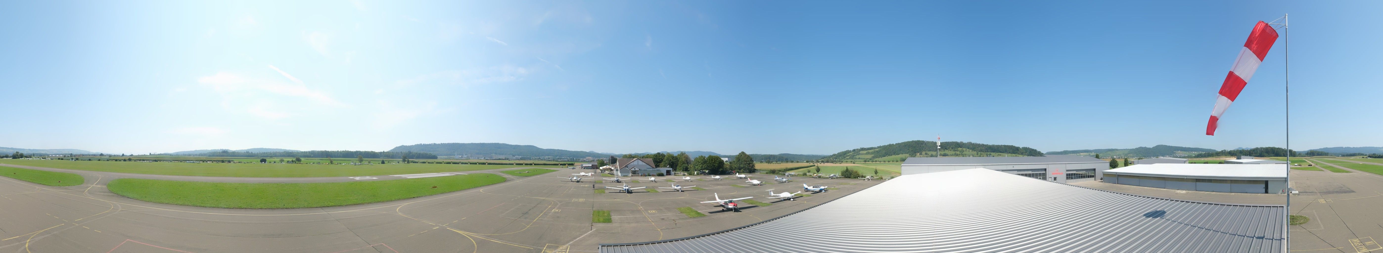 Holderhof: Flugplatz Birrfeld