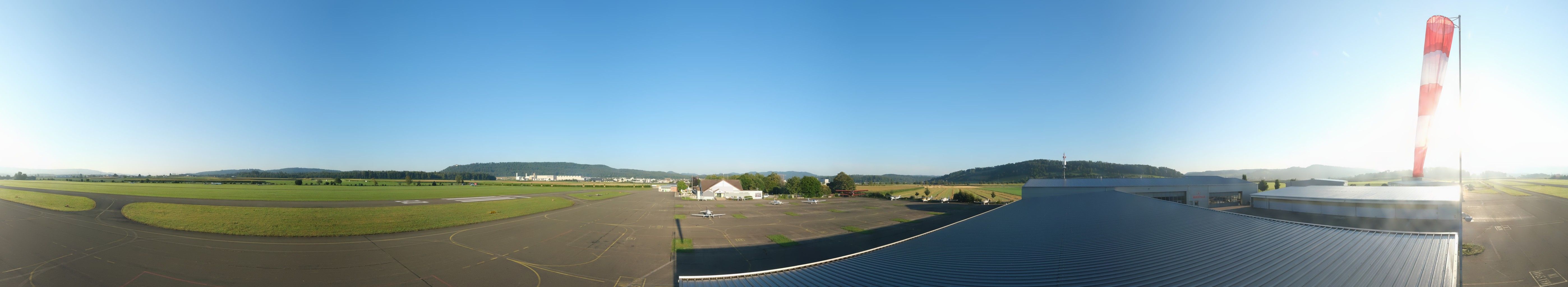 Holderhof: Flugplatz Birrfeld