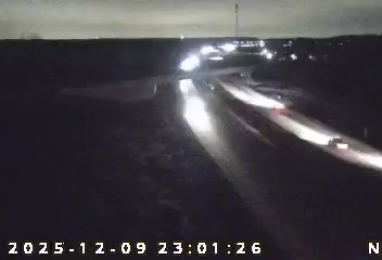 Traffic Cam Willowbrook Estates: I-69: 1-069-143-8-1 SR37 - EGBERT RD