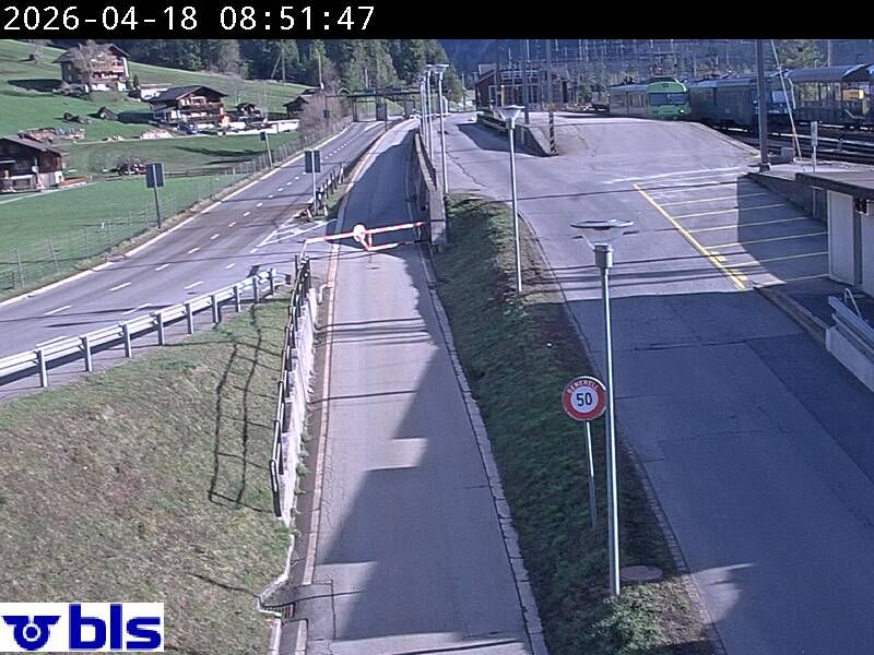 Kandersteg › Norden: Autoverlad Lötschberg