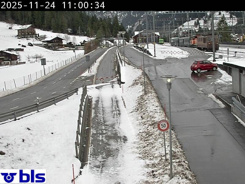 Kandersteg › Norden: Autoverlad Lötschberg