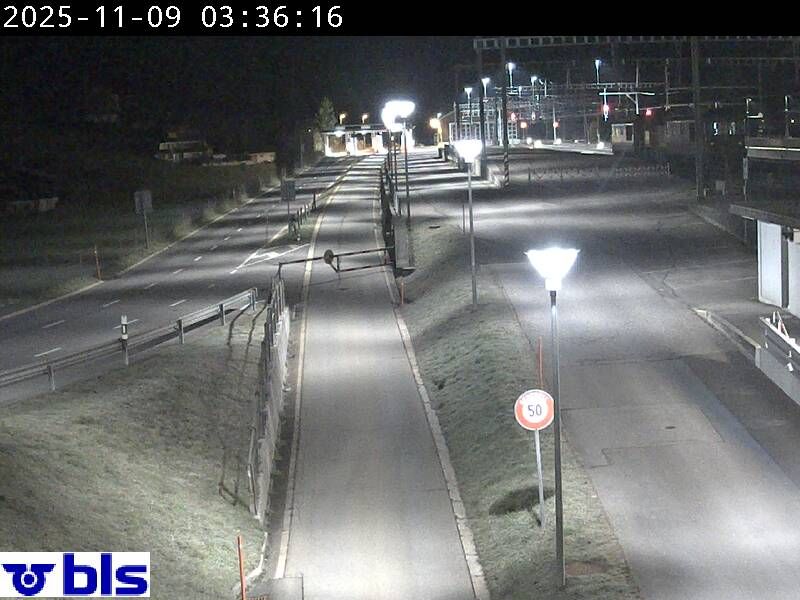 Kandersteg › Norden: Autoverlad Lötschberg