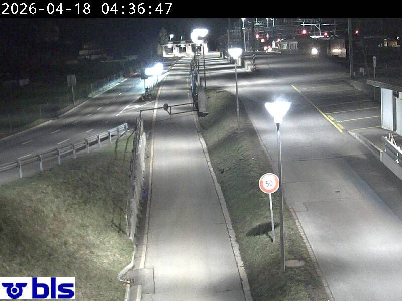 Kandersteg › Norden: Autoverlad Lötschberg