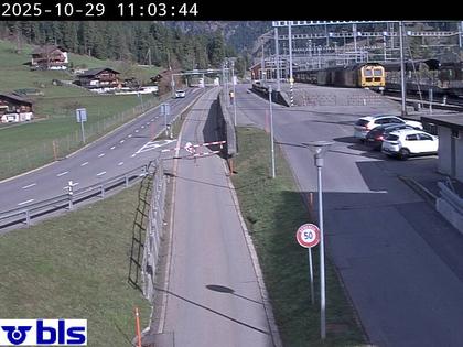 Kandersteg › Norden: Autoverlad Lötschberg