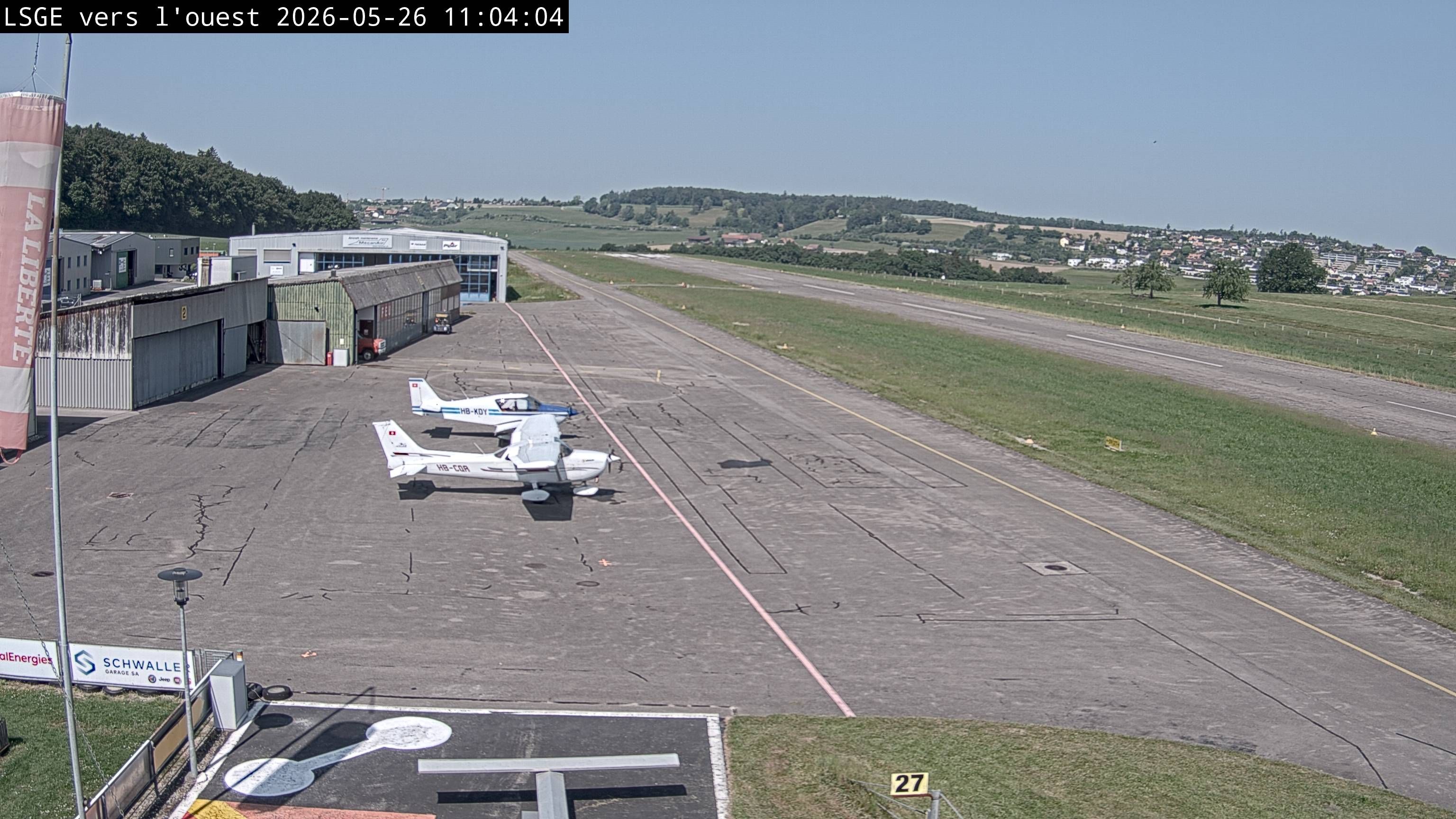 Ecuvillens › Westen: Hangar 8