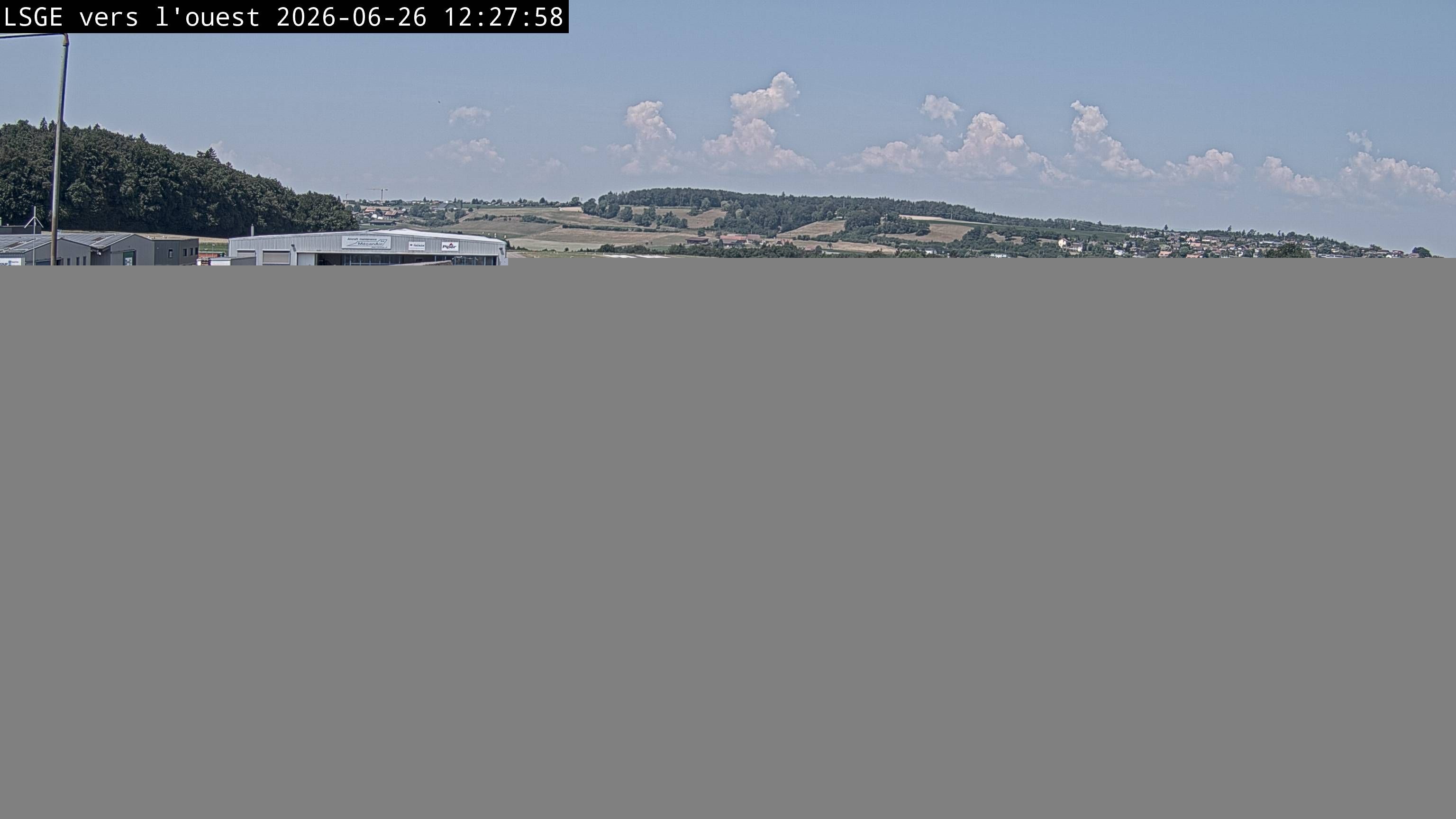 Ecuvillens › Westen: Hangar 8