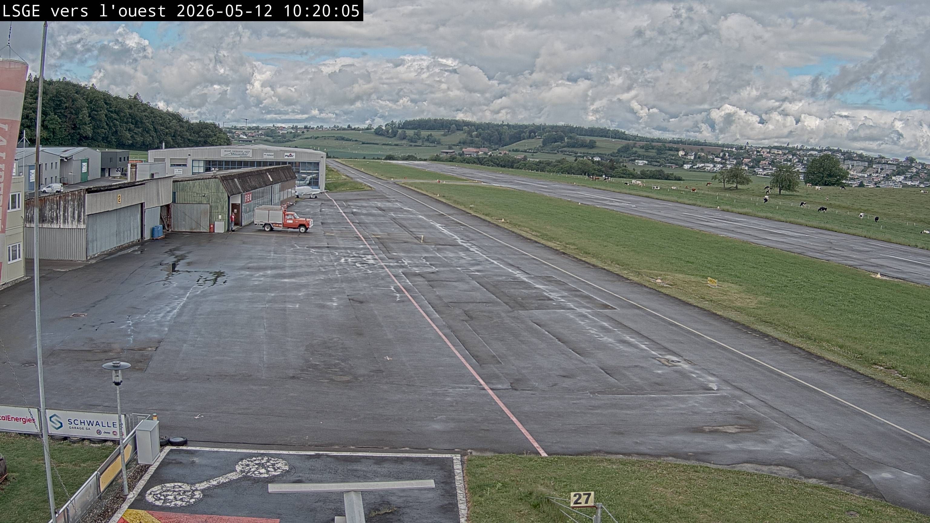 Ecuvillens: Aérodrome Régional Fribourg - Ouest - West