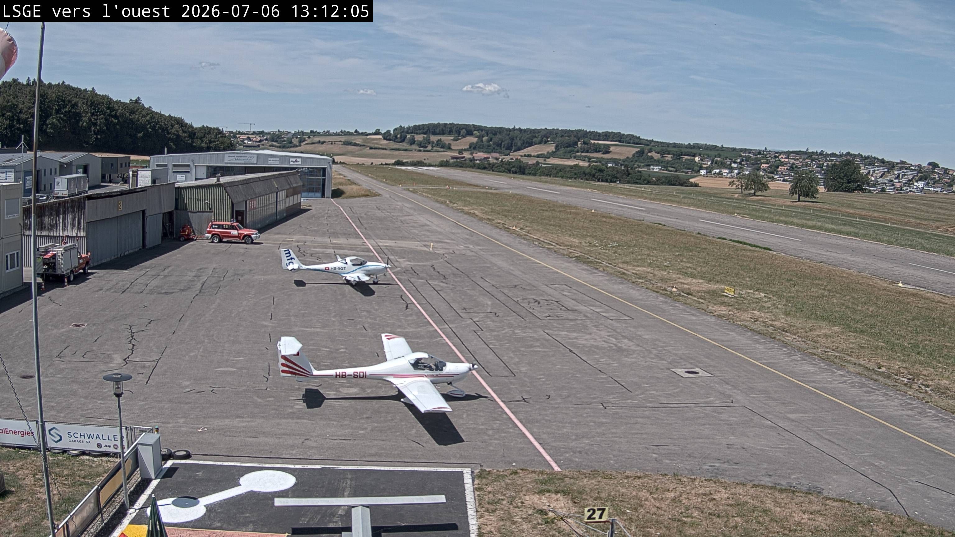 Ecuvillens › Westen: Hangar 8