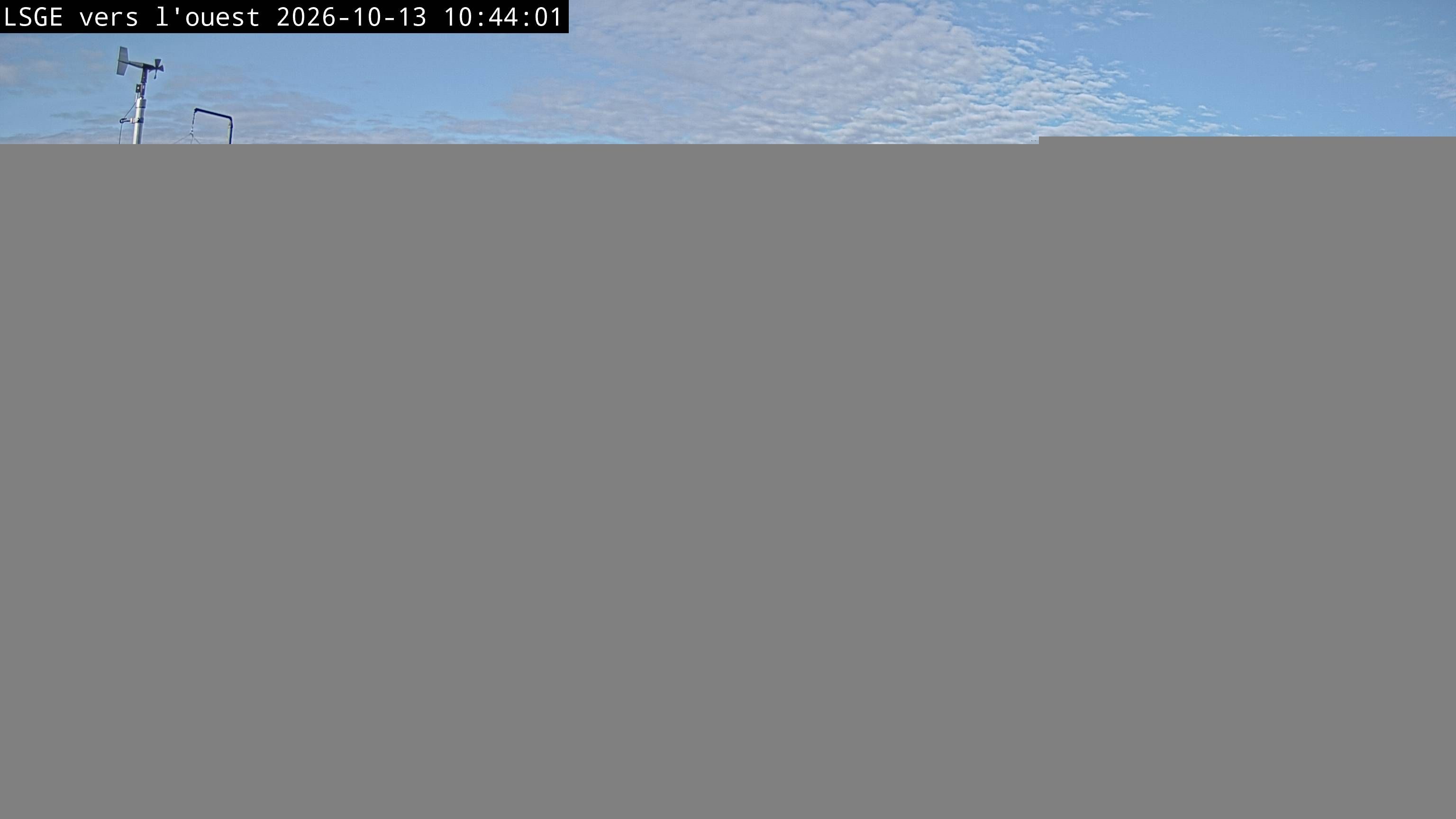Ecuvillens › Westen: Hangar 8