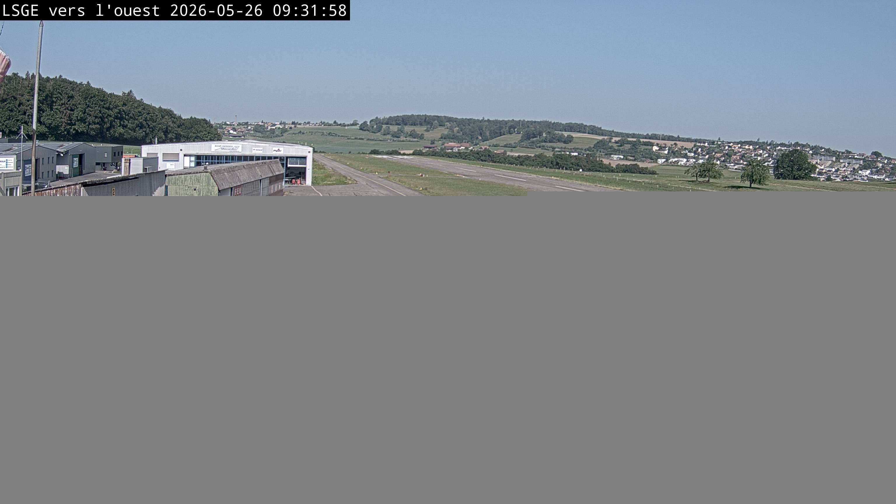 Ecuvillens › Westen: Hangar 8
