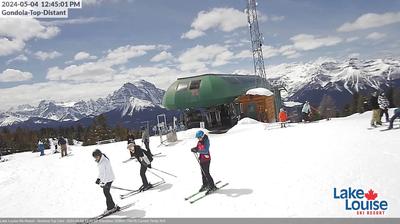 Daylight webcam view from Lake Louise: Ski Area: Temple Lodge camera