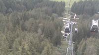 Letzte Tageslichtansicht von Pfronten: Kabineneinfahrt an der Bergstation Breitenberg