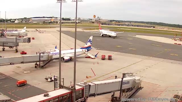 Hamburg-Nord: Hamburg Airport