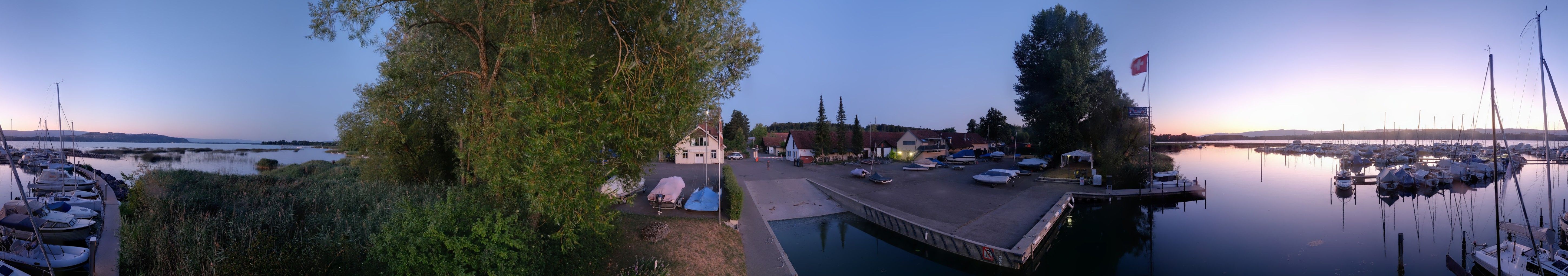 Pfauen: Lake Murten