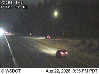 Traffic Cam Everett: I-5 at MP 202.5: 117th St NE