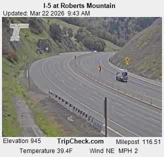 Traffic Cam Round Prairie: I-5 at Roberts Mountain