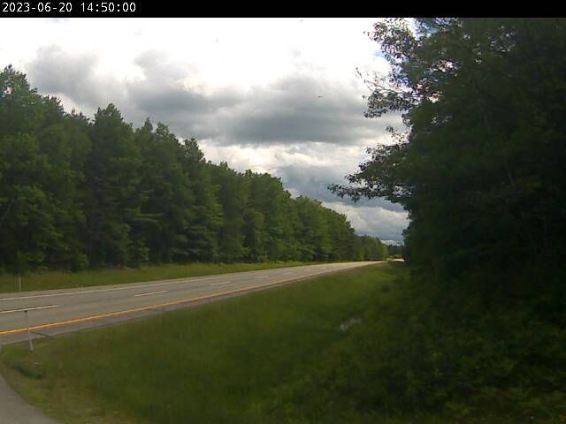 Traffic Cam Old Town › North: I-95 Mile 197 NB