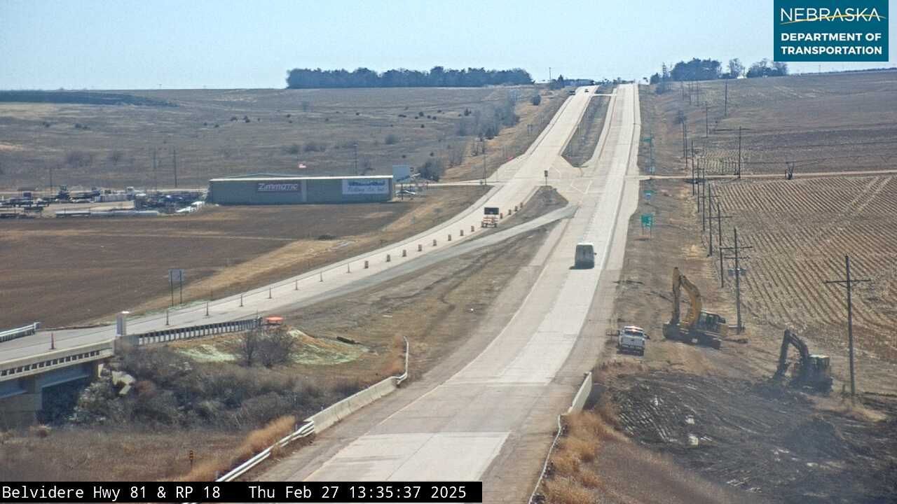 Traffic Cam Belvidere › South: US 81: W of - Hwy 81 South