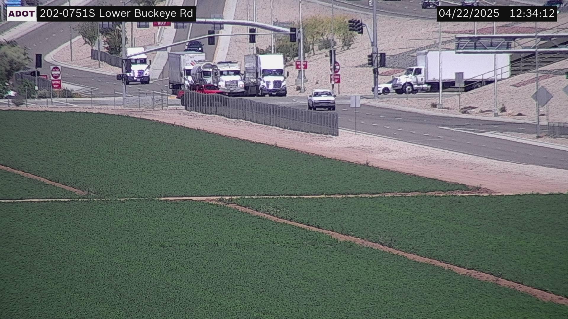 Traffic Cam Estrella › South: SR-202 SB 75.10 @Lower Buckeye Rd