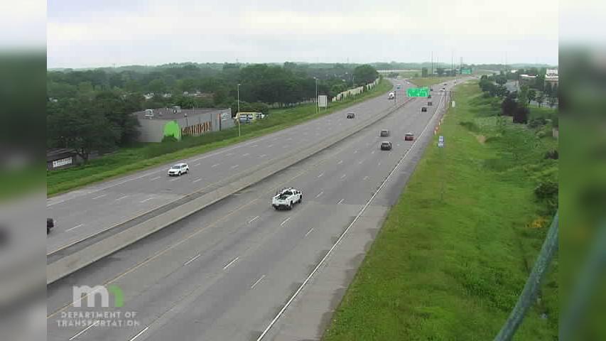 Traffic Cam Maple Grove: I-94: I-94 WB @ Hemlock Ln