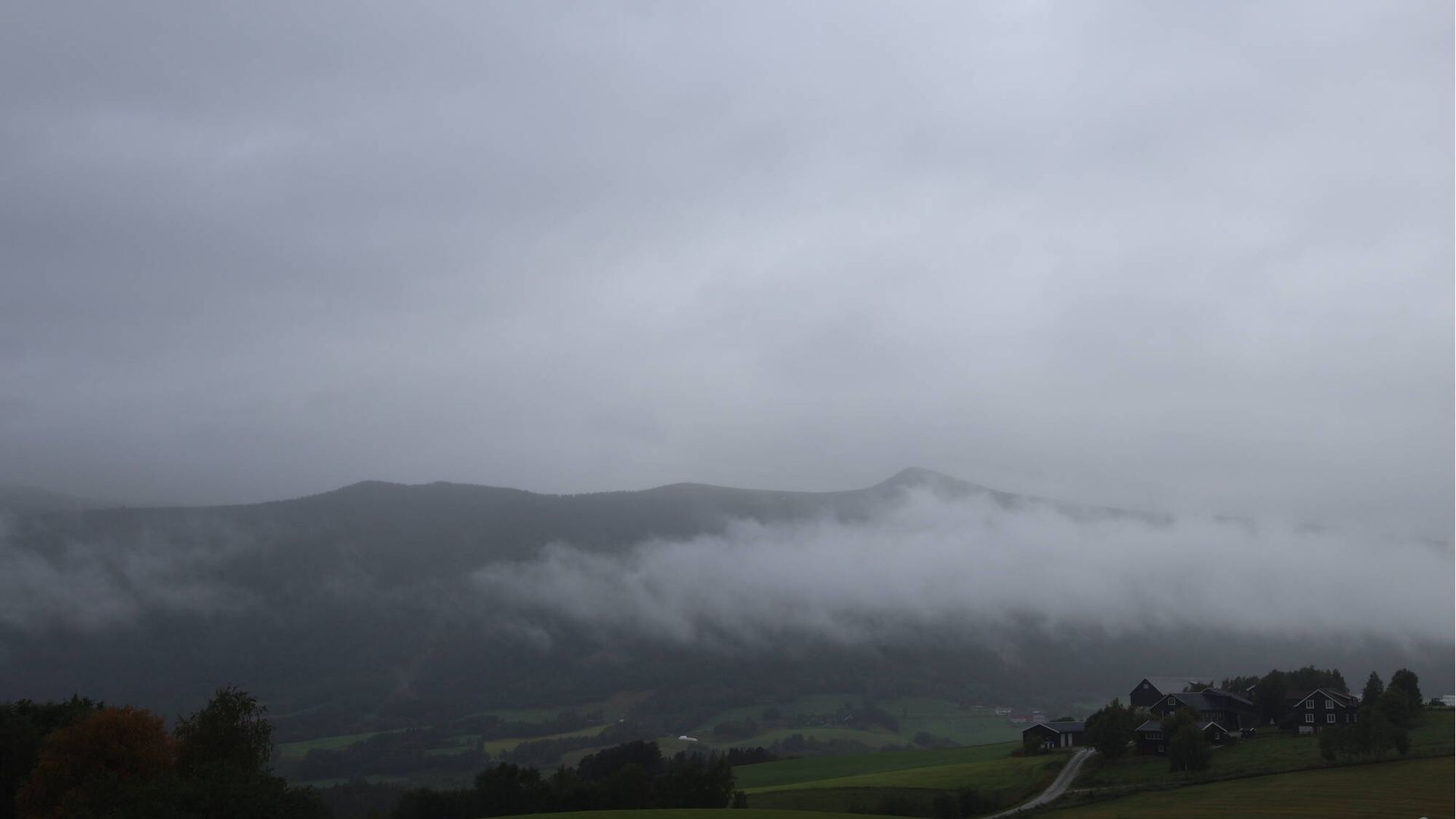 Traffic Cam Dovre › South
