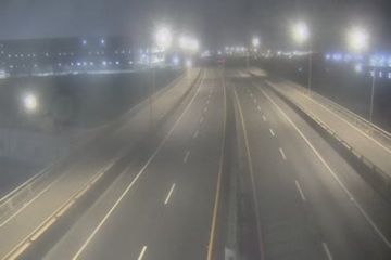 Traffic Cam Binhai Village › West