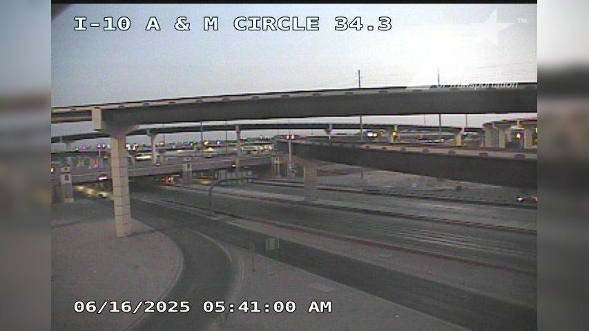 Traffic Cam El Paso › West: IH-10 @ A and M Circle