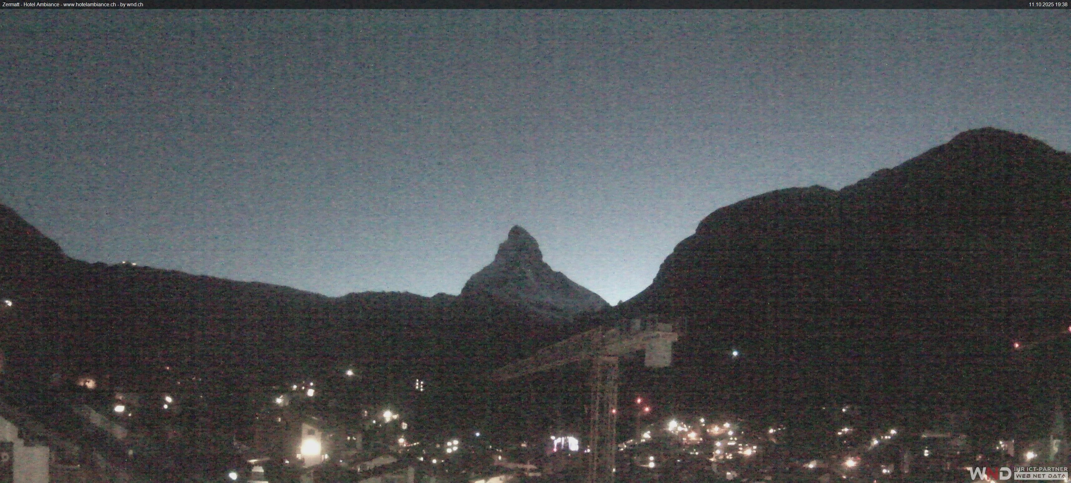 Zermatt: Blick auf das Matterhorn vom Balkon des Hotel Ambiance