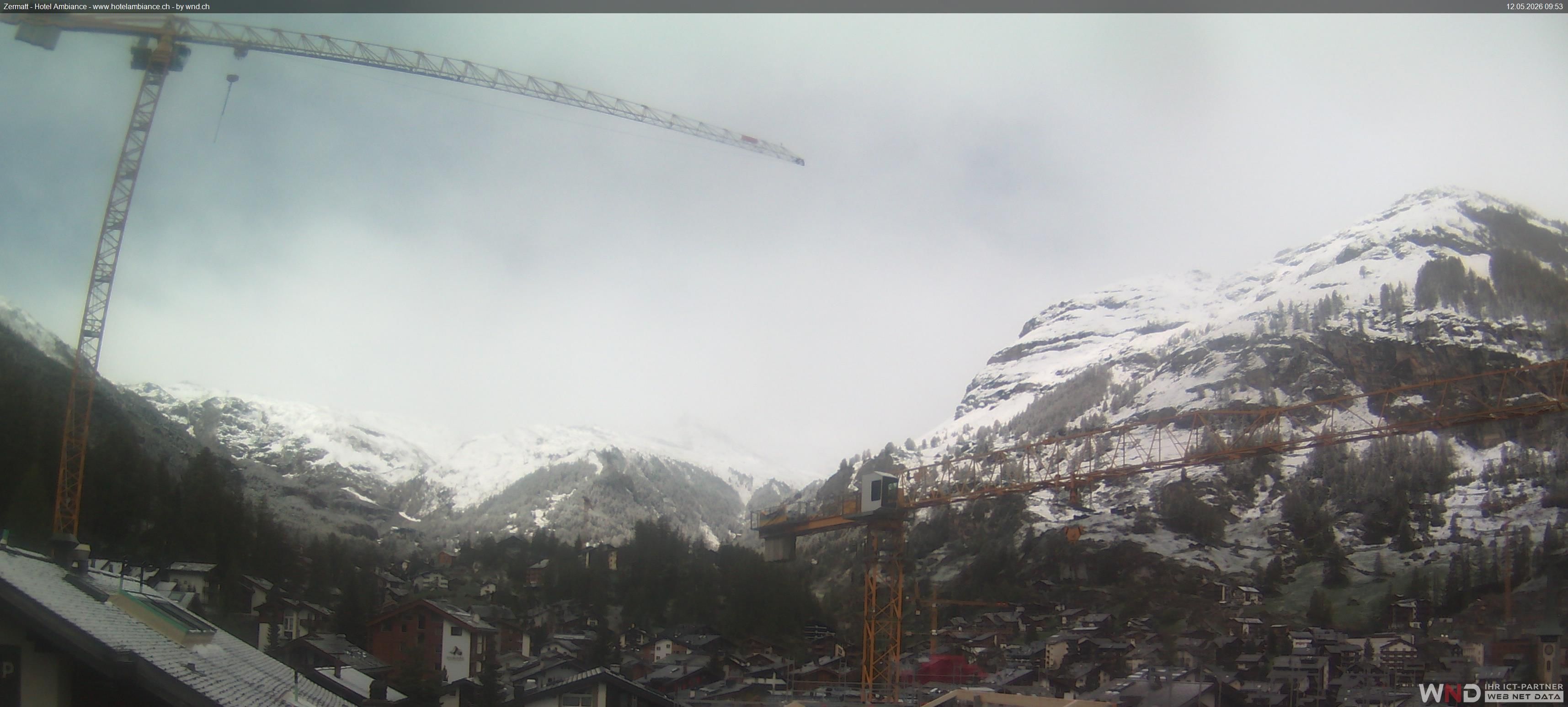 Zermatt: Blick auf das Matterhorn vom Balkon des Hotel Ambiance