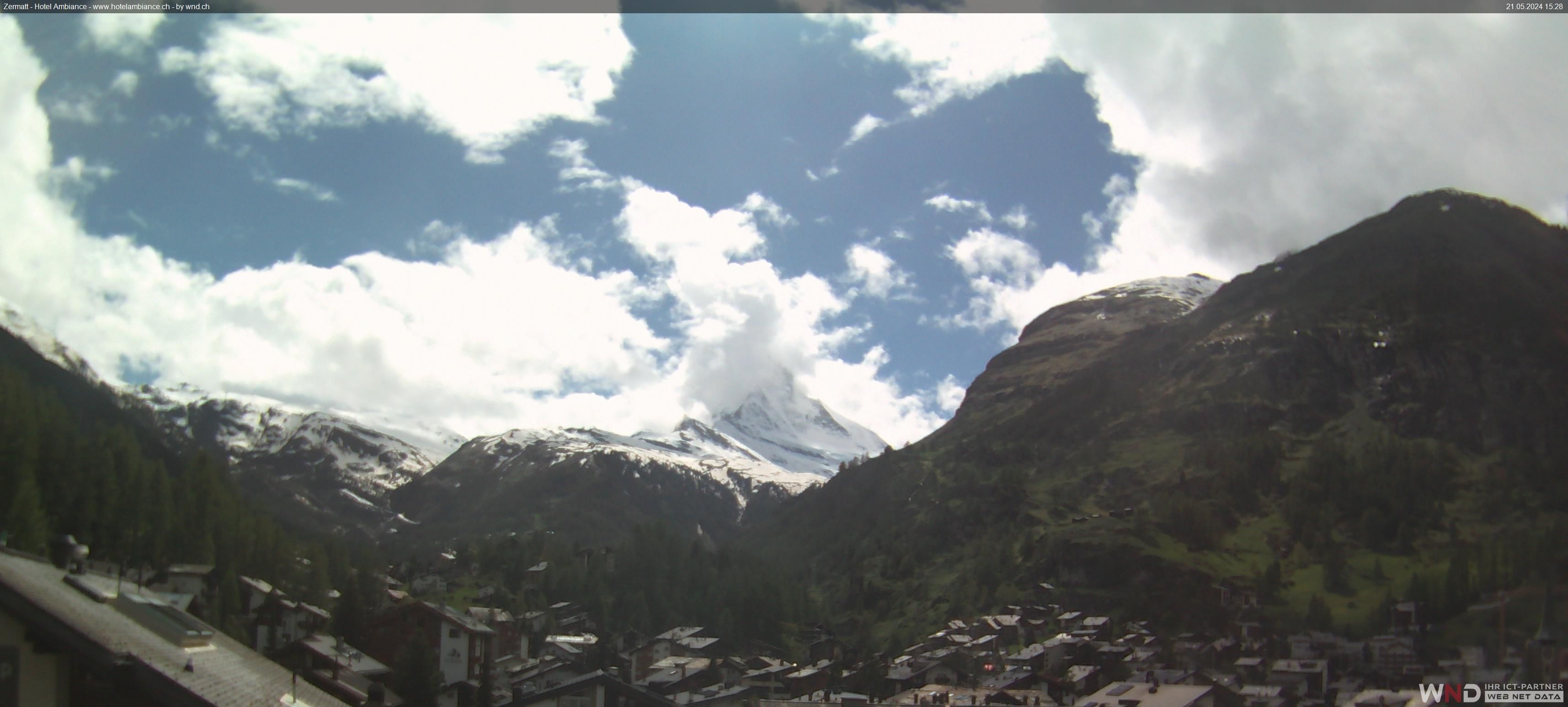 Zermatt: Blick auf das Matterhorn vom Balkon des Hotel Ambiance
