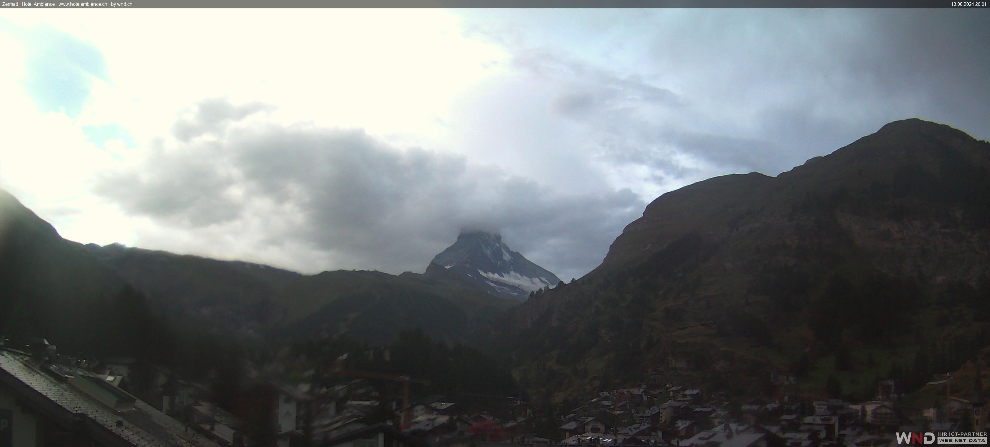 Zermatt: Blick auf das Matterhorn vom Balkon des Hotel Ambiance